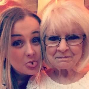 Meet your Posher, Amber